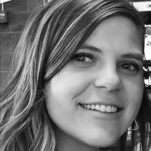 Meet your Posher, Erika